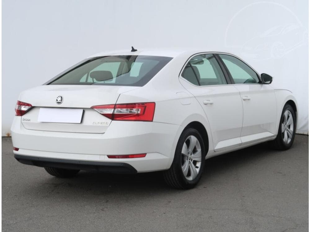 2017 Škoda SUPERB - 5