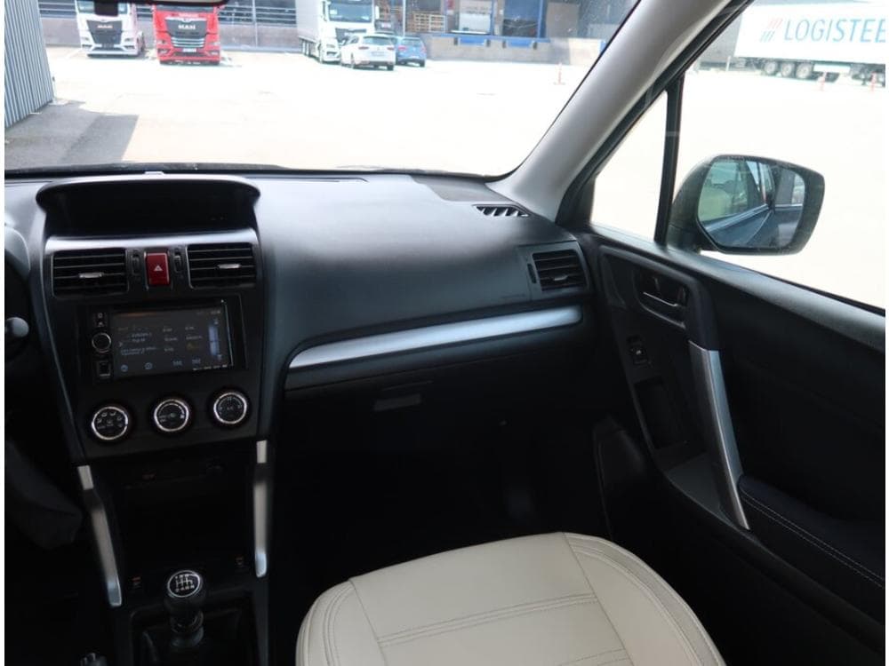2015 Subaru FORESTER - 8