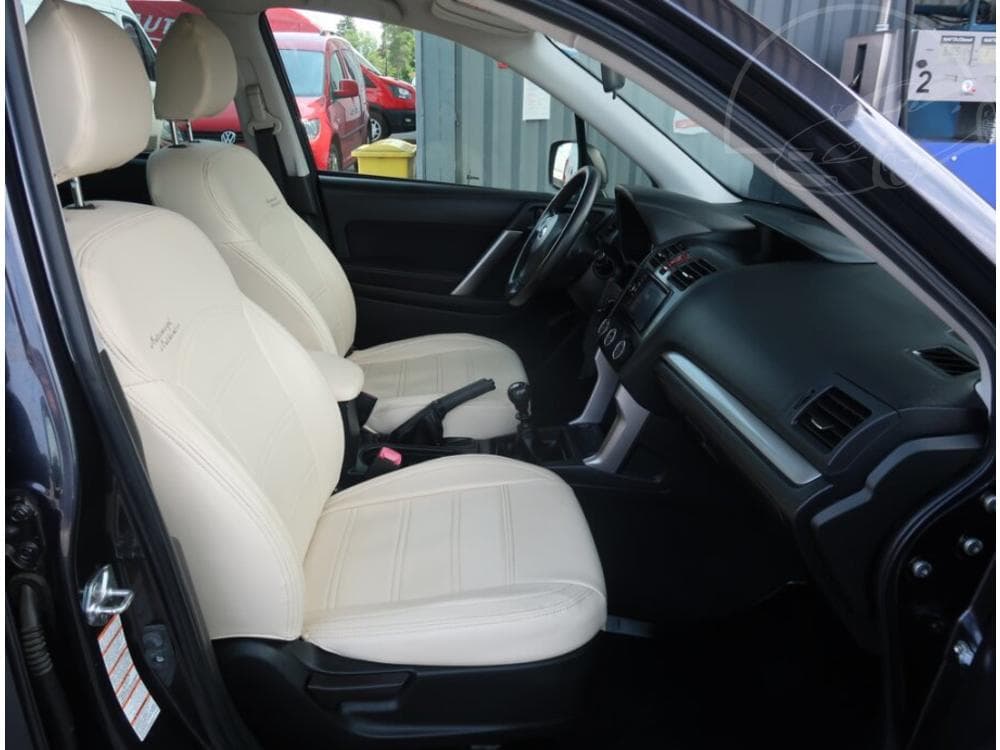 2015 Subaru FORESTER - 9