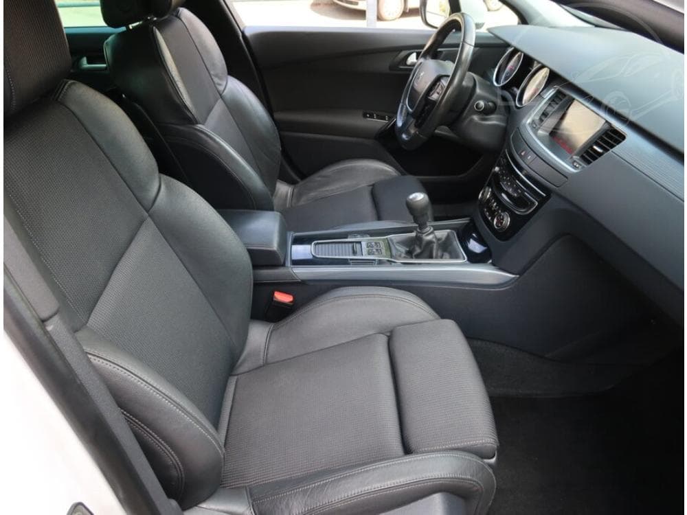2016 Peugeot 508 - 9
