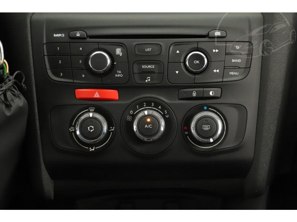 2014 Citroen C4 - 11