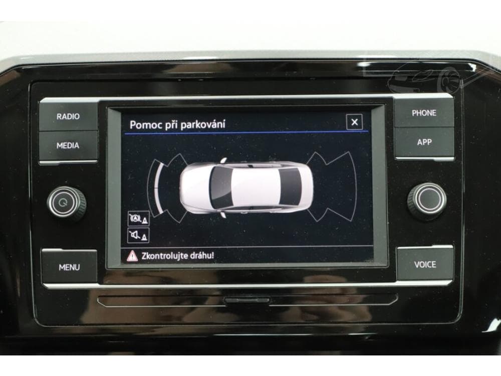 2021 Volkswagen PASSAT - 10
