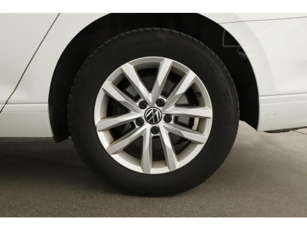 2021 Volkswagen PASSAT - 12
