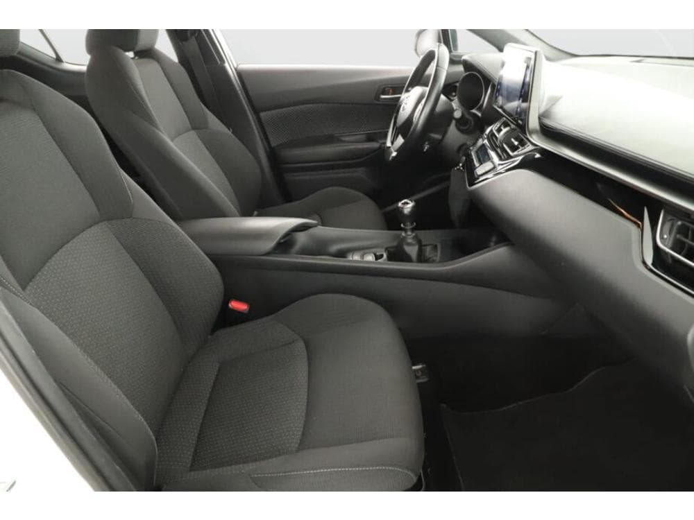 2018 Toyota C-HR - 7