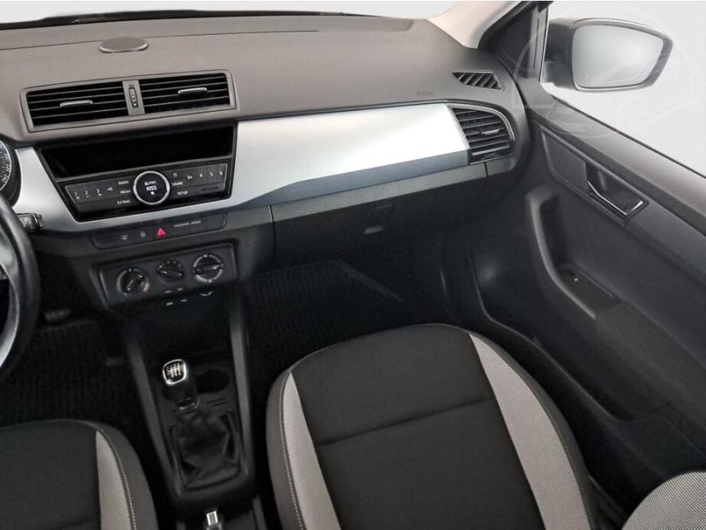2017 Škoda FABIA - 8
