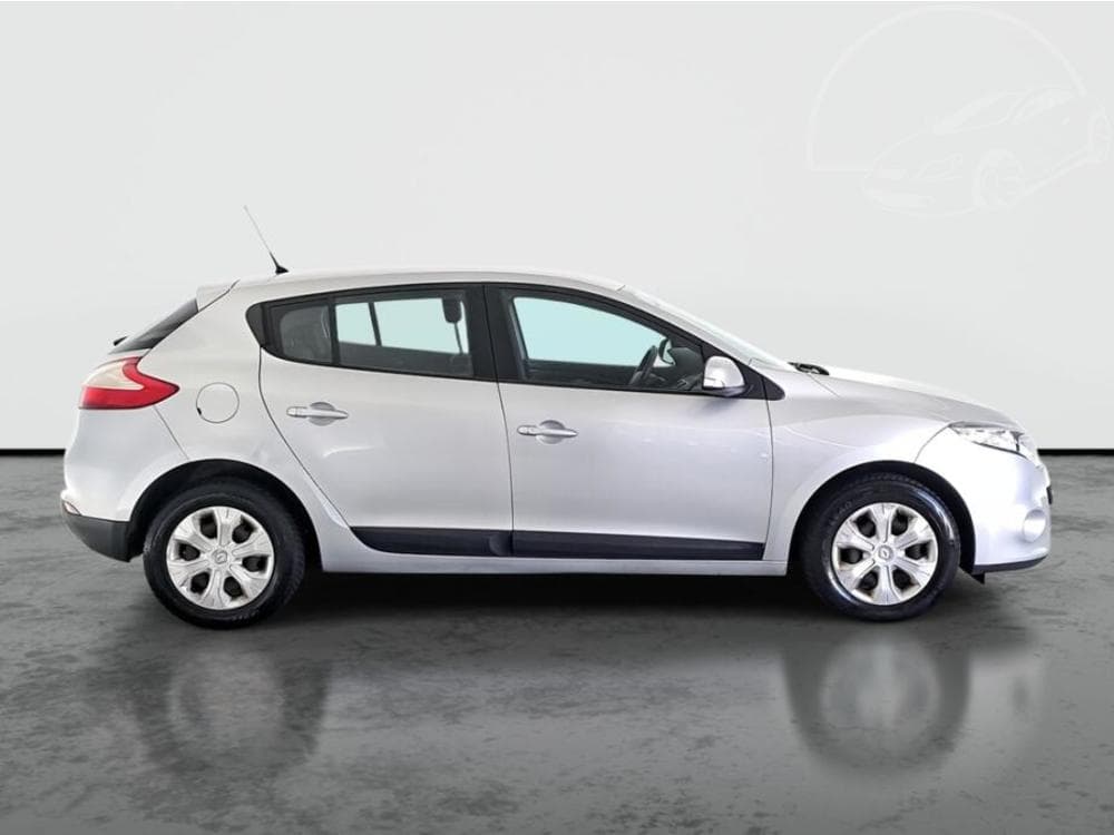 2011 Renault MEGANE - 6