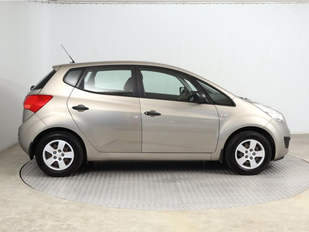 2014 Kia VENGA - 6