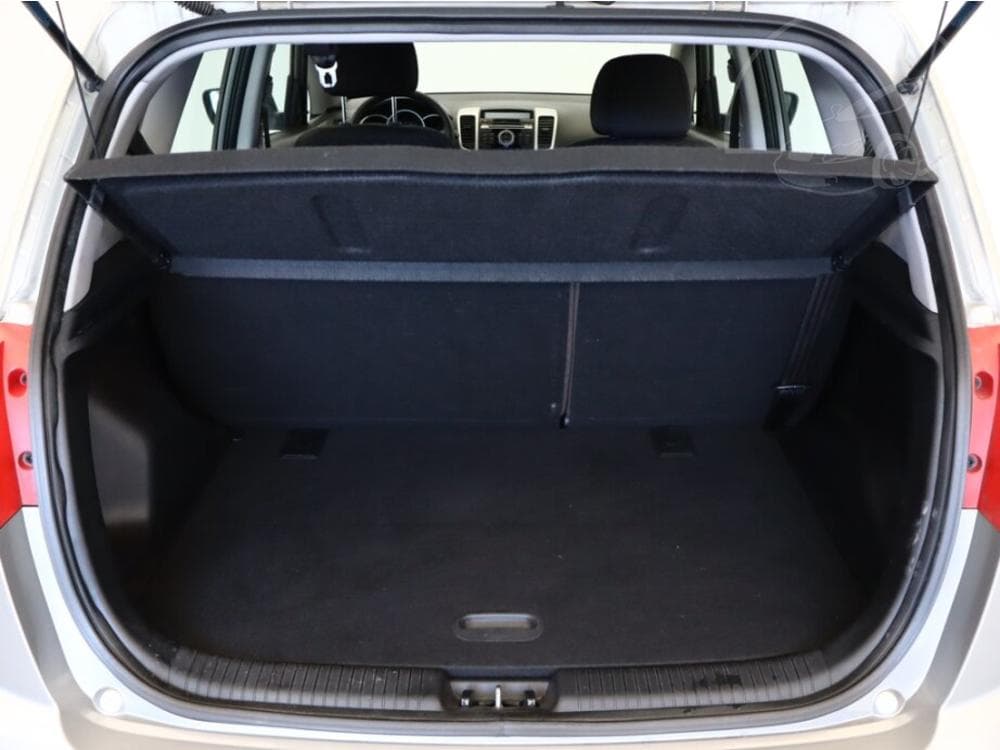 2014 Kia VENGA - 11