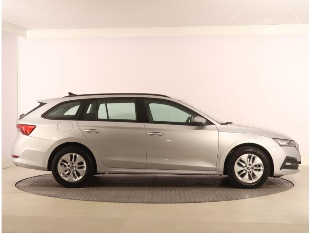 2023 Škoda OCTAVIA - 6