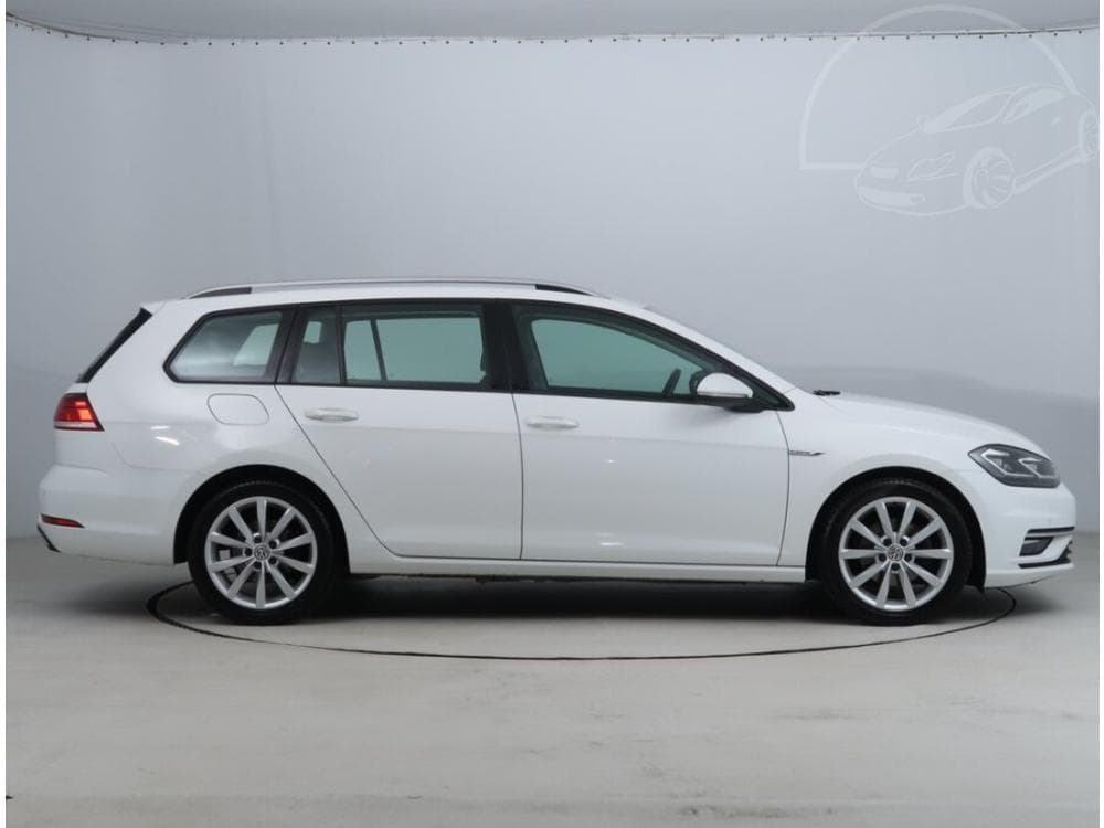 2020 Volkswagen GOLF - 6