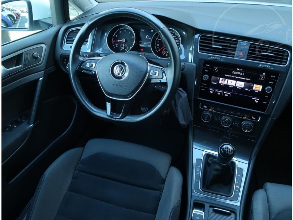 2020 Volkswagen GOLF - 7