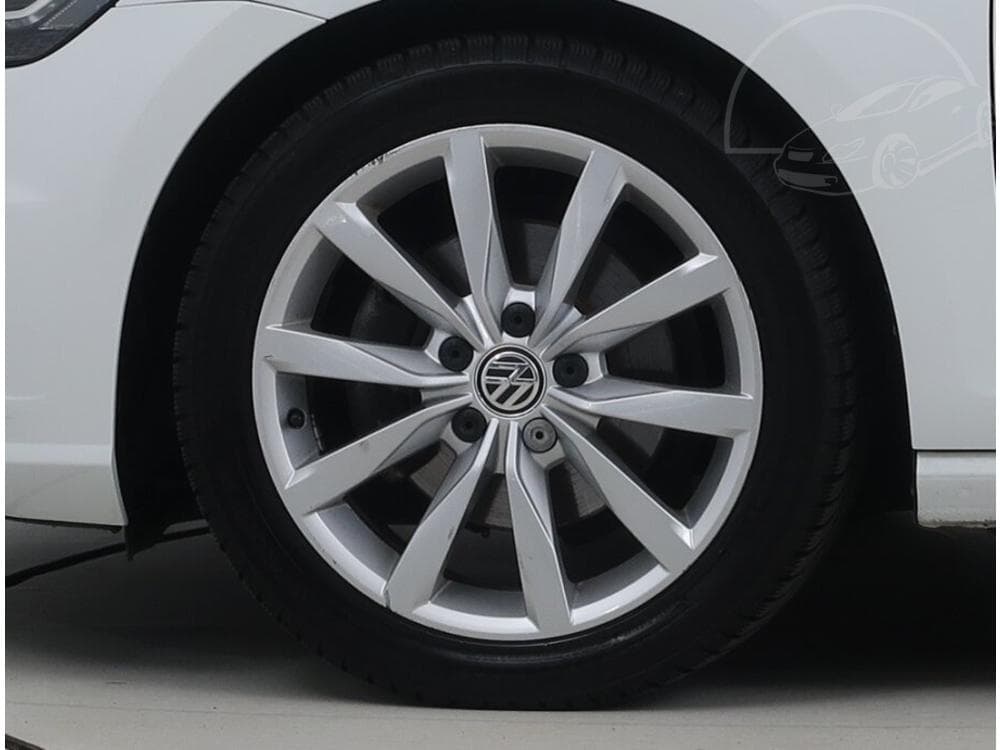2020 Volkswagen GOLF - 14