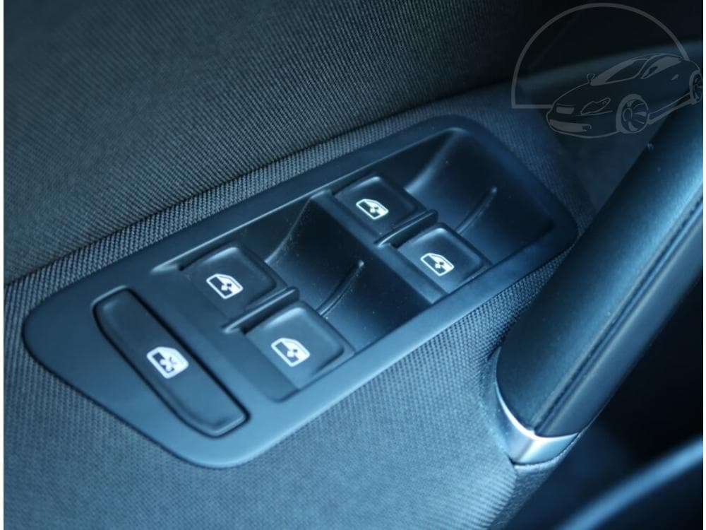 2020 Volkswagen GOLF - 15