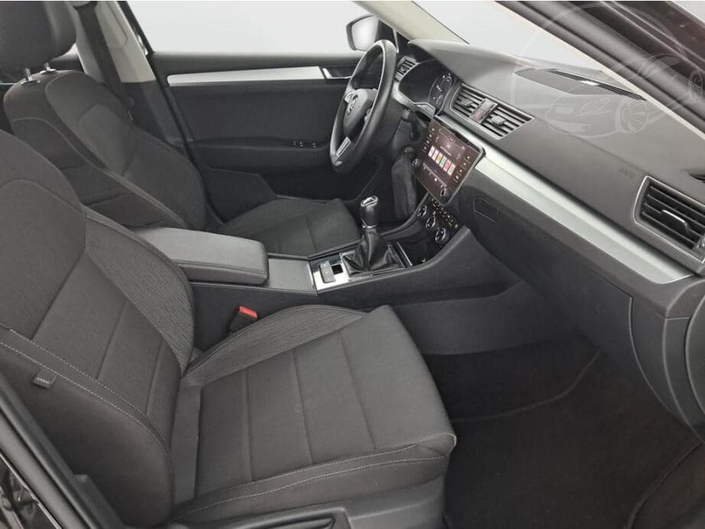 2018 Škoda SUPERB - 9