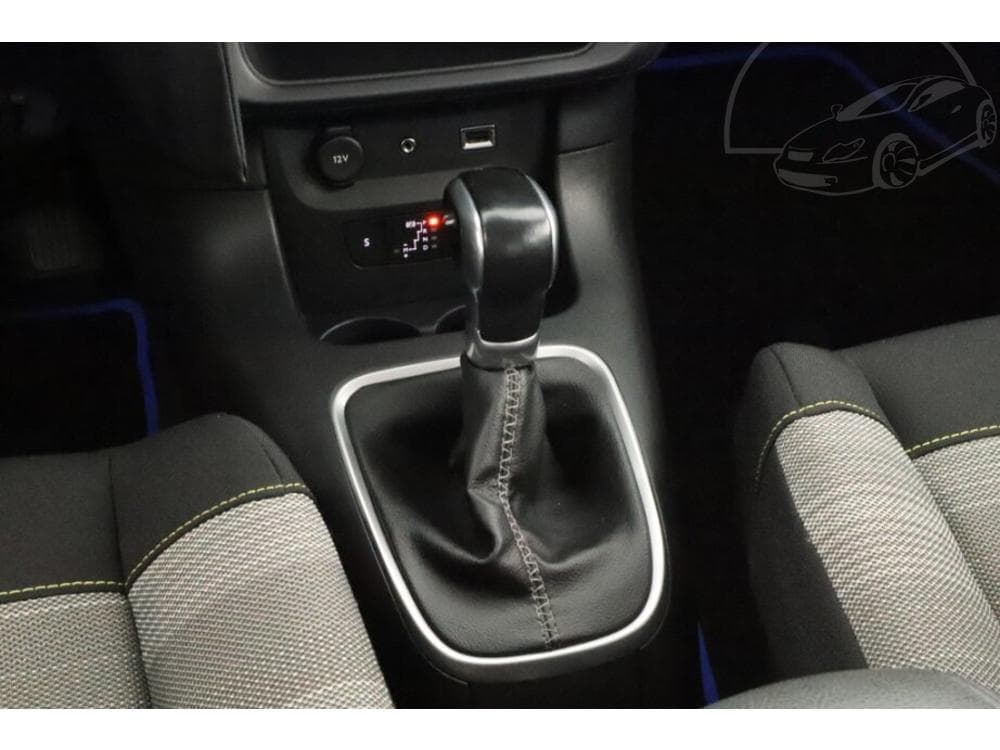 2017 Citroen C3 - 10