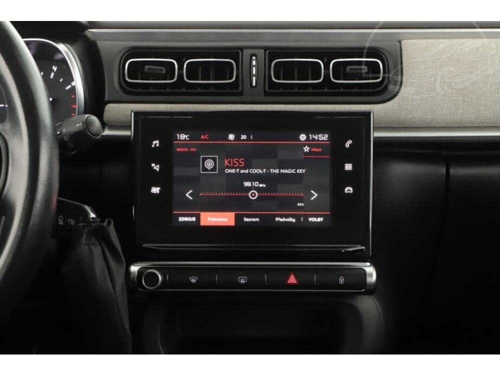 2017 Citroen C3 - 11