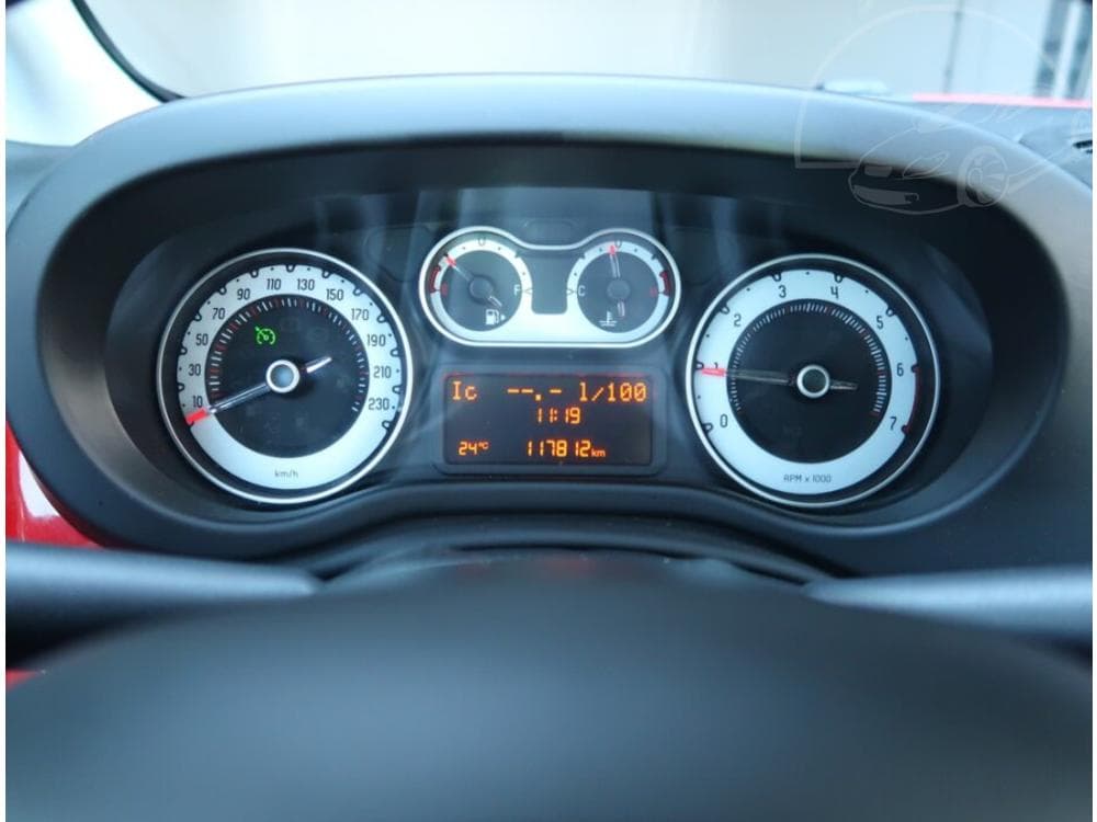 2016 Fiat 500 - 11