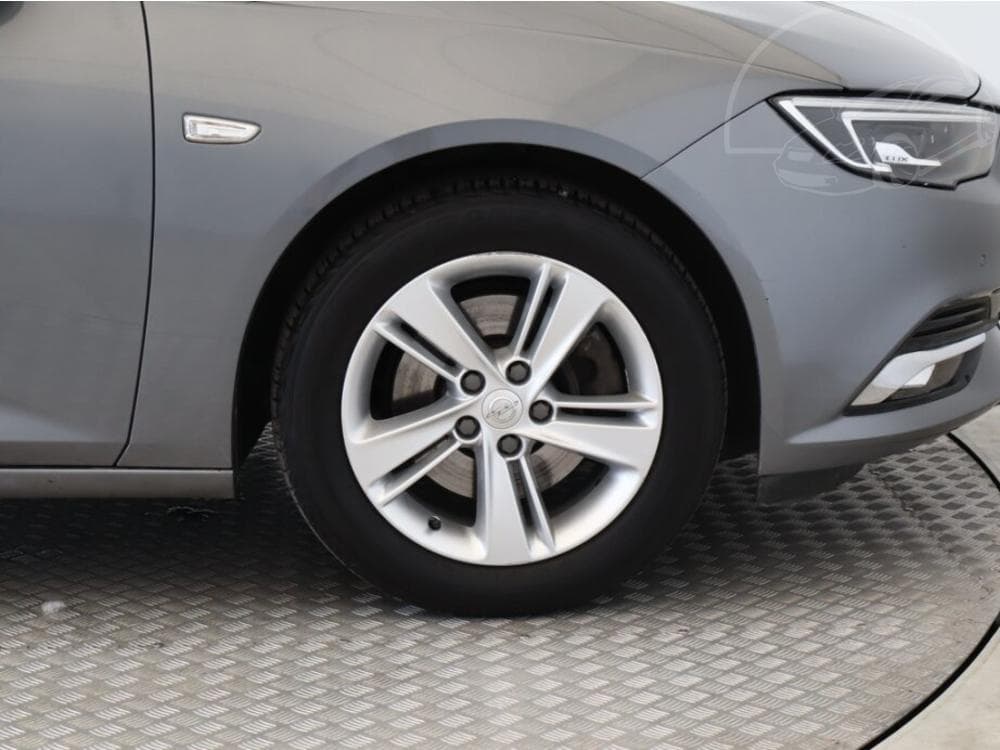 2019 Opel INSIGNIA - 13