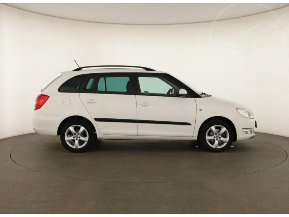 2012 Škoda FABIA - 6