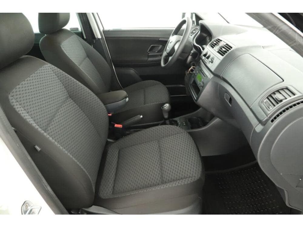 2012 Škoda FABIA - 7