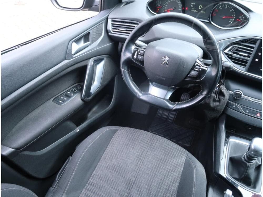 2019 Peugeot 308 - 7