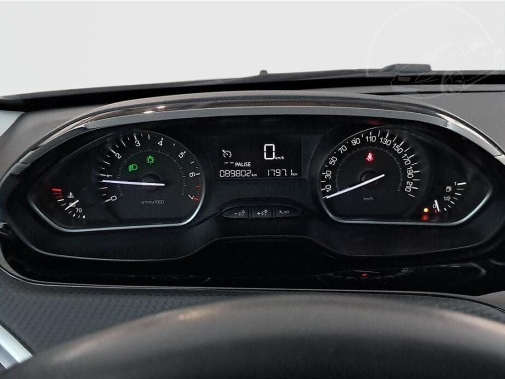 2017 Peugeot 2008 - 11