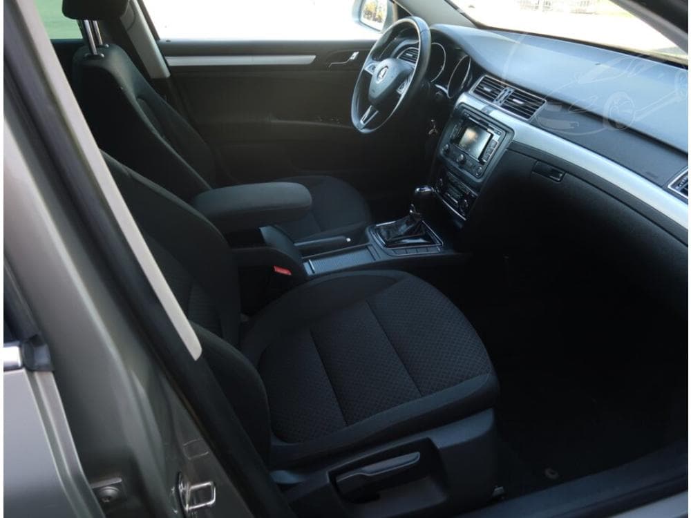 2013 Škoda SUPERB - 9
