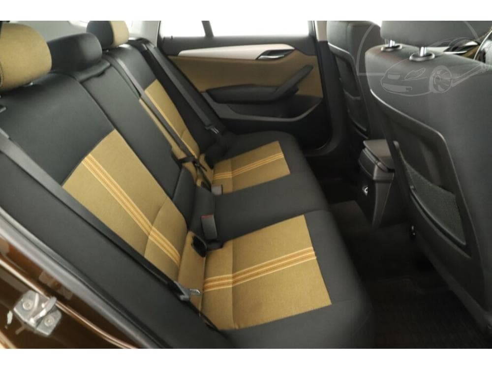 2010 BMW X1 - 7