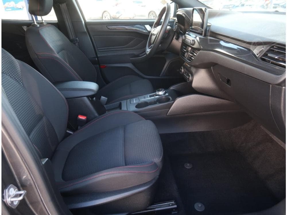 2019 Ford FOCUS - 9