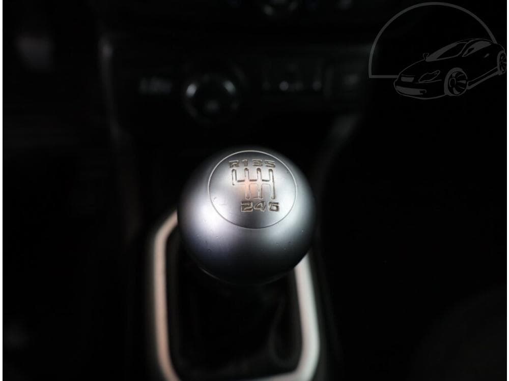 2020 Jeep RENEGADE - 15