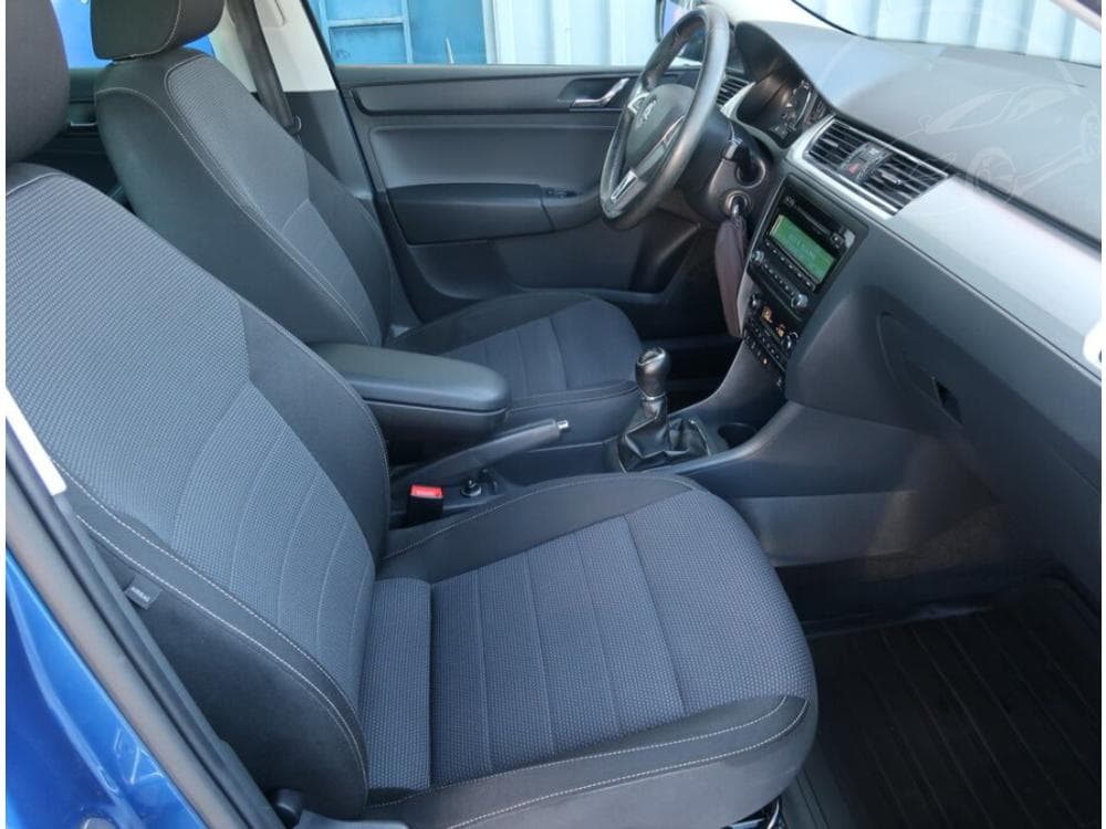 2014 Škoda RAPID - 9