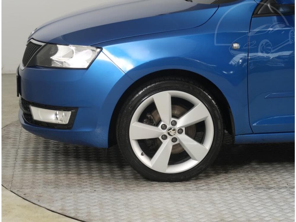 2014 Škoda RAPID - 14
