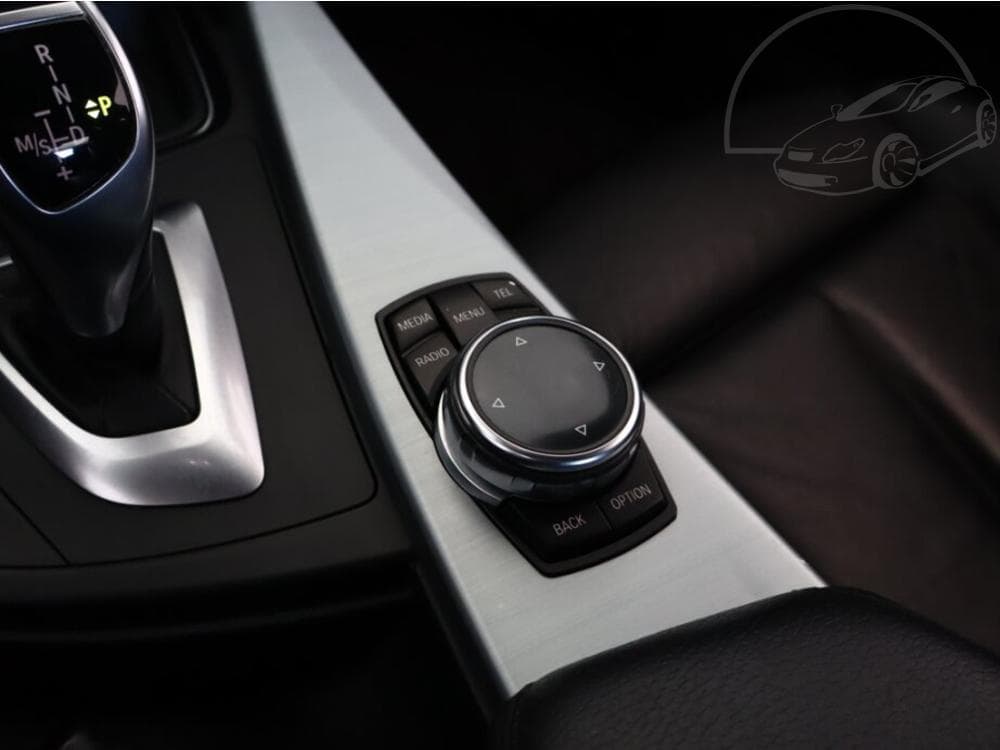 2013 BMW 4-SERIES - 12