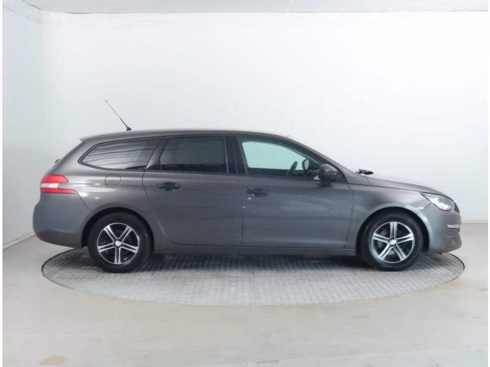2016 Peugeot 308 - 6