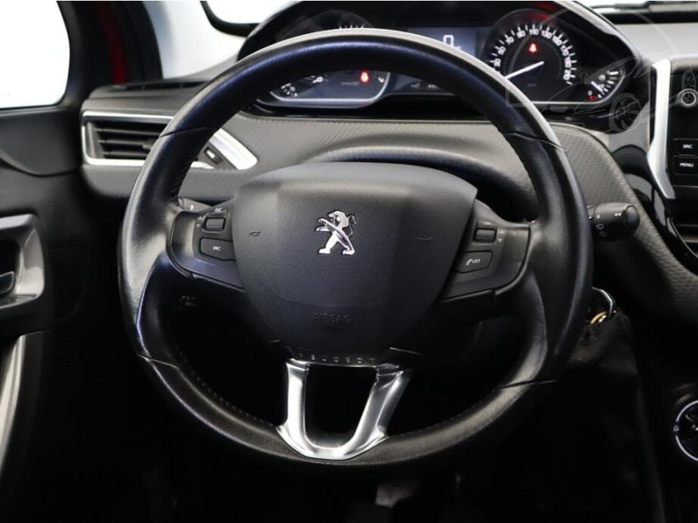2018 Peugeot 2008 - 11