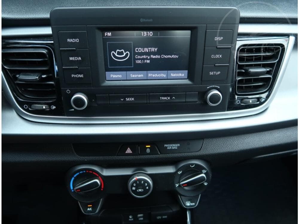 2017 Kia RIO - 12