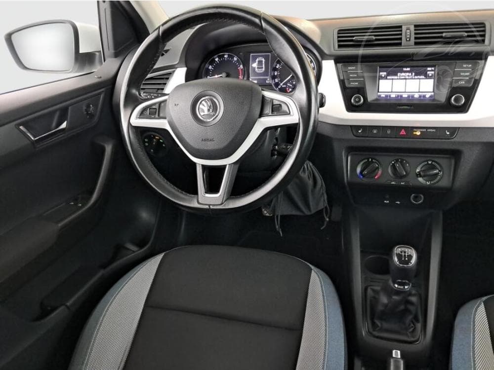 2015 Škoda FABIA - 7