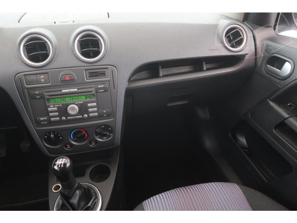 2010 Ford FUSION - 8