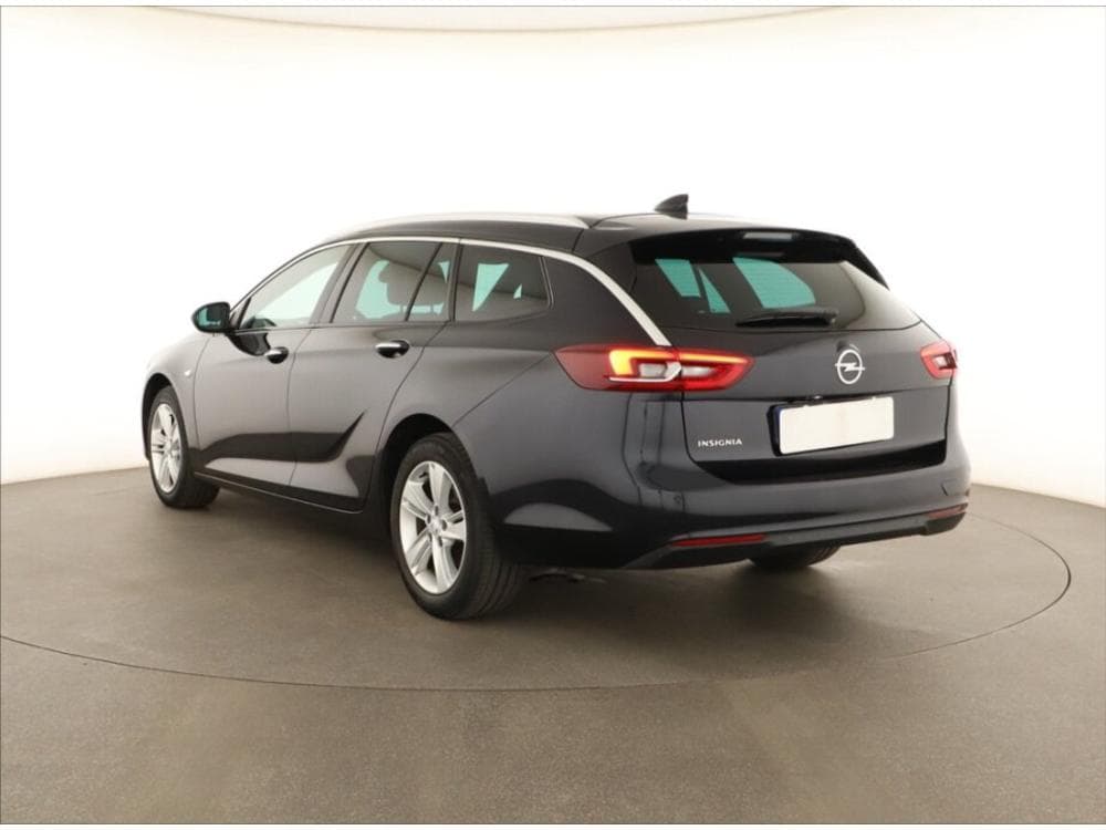 2018 Opel INSIGNIA - 4