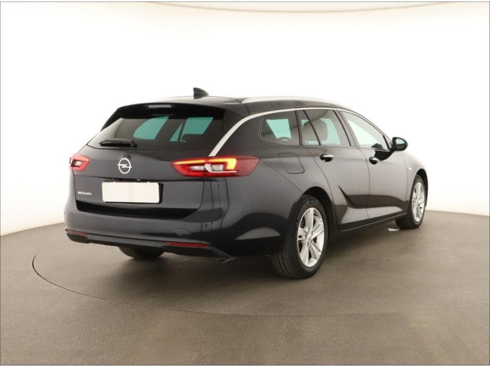 2018 Opel INSIGNIA - 5