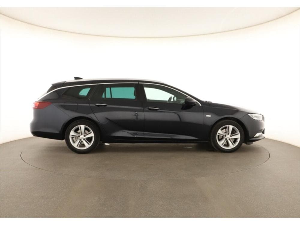 2018 Opel INSIGNIA - 6