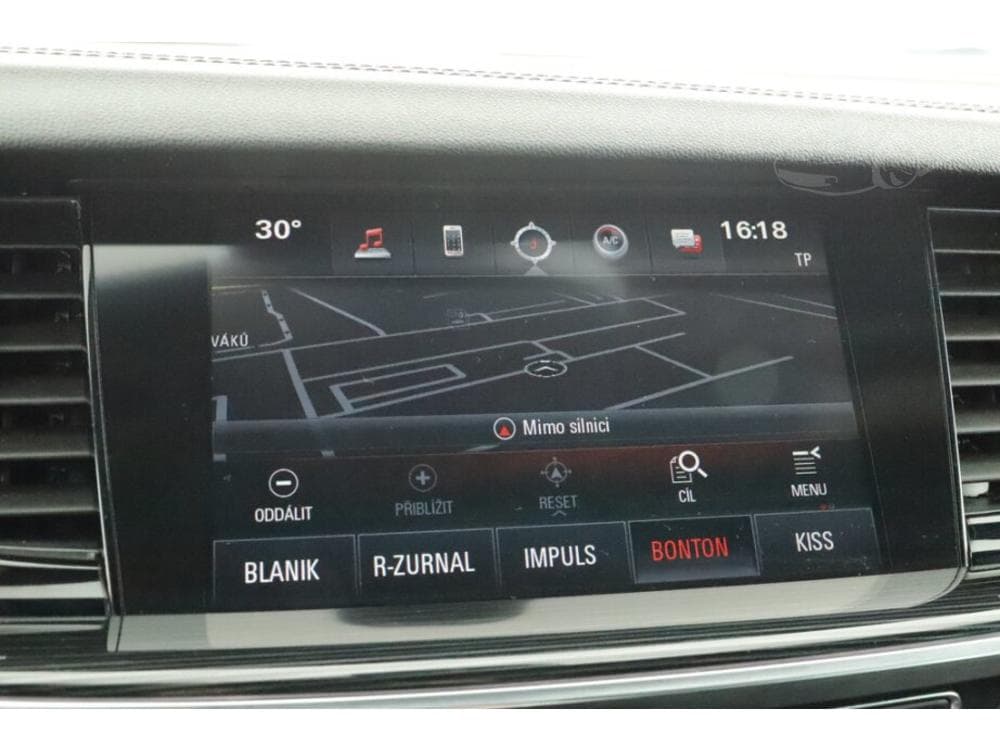 2018 Opel INSIGNIA - 10