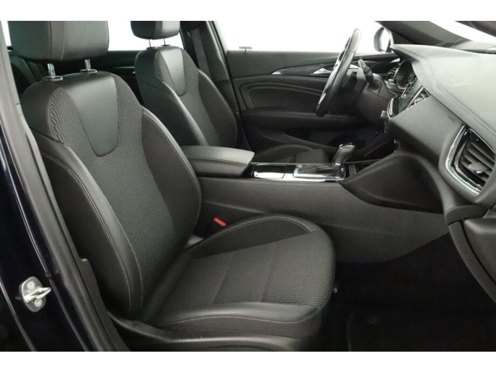 2018 Opel INSIGNIA - 15