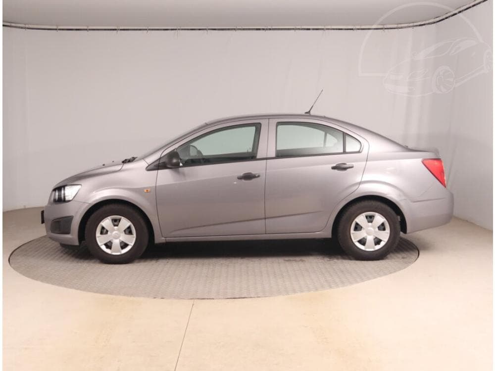 2012 Chevrolet AVEO - 3