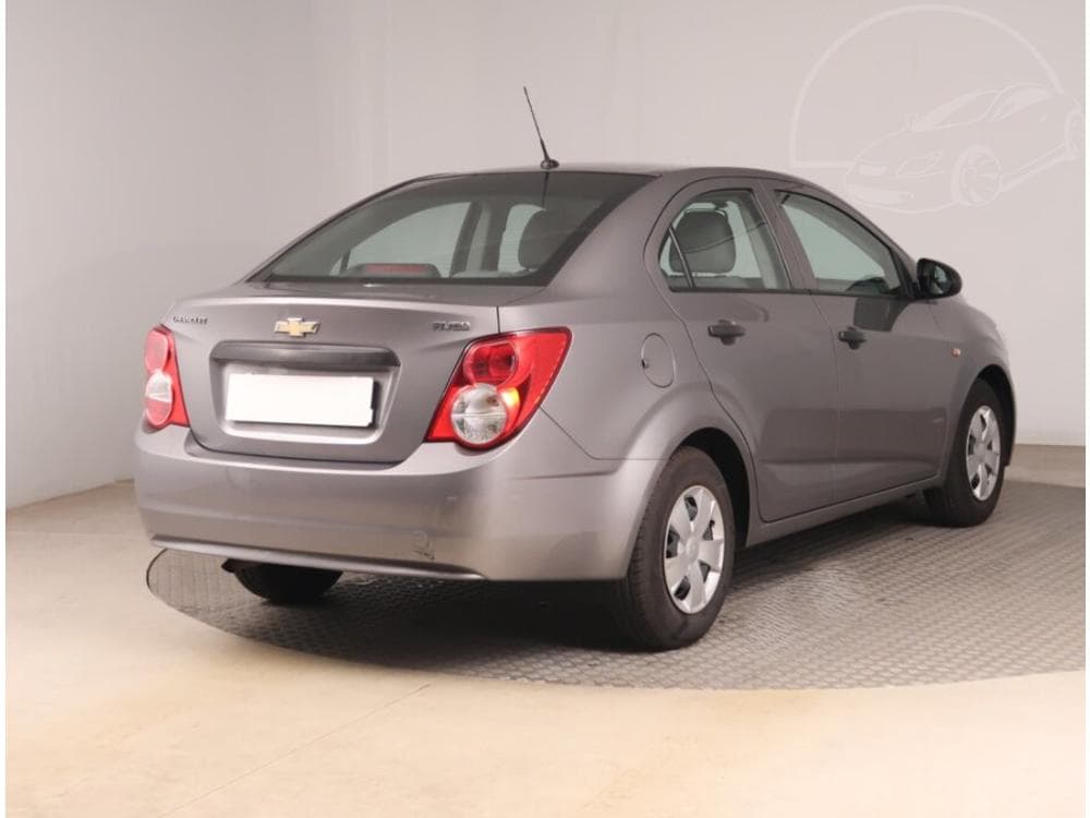 2012 Chevrolet AVEO - 5