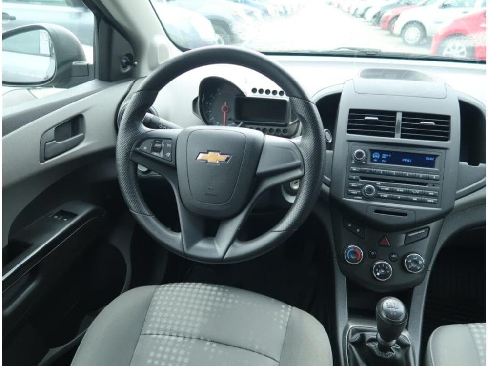 2012 Chevrolet AVEO - 7