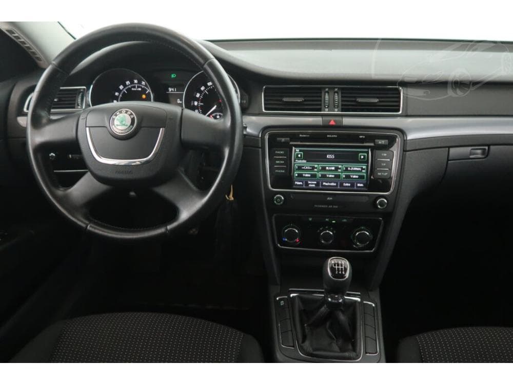 2013 Škoda SUPERB - 7