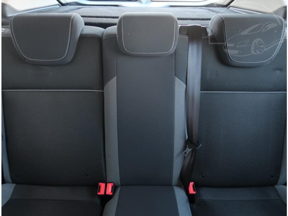 2011 Ford FOCUS - 10