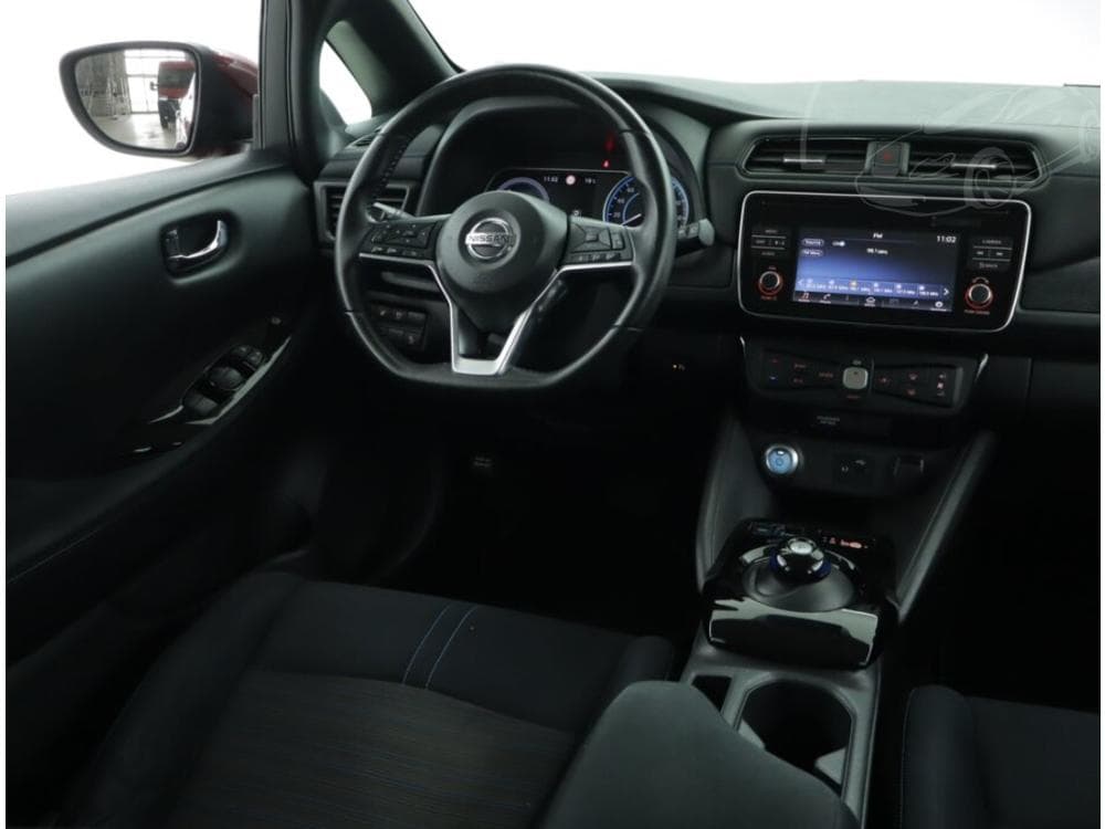 2019 Nissan LEAF - 7