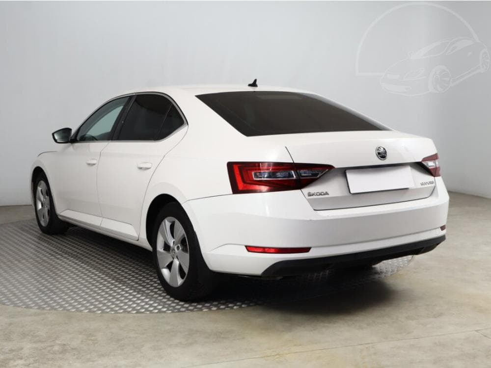 2016 Škoda SUPERB - 4